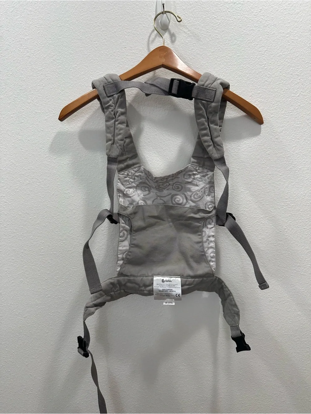 Ergobaby Gray Star Embroidered Baby doll toy - Neutral Gray GUC dolls play